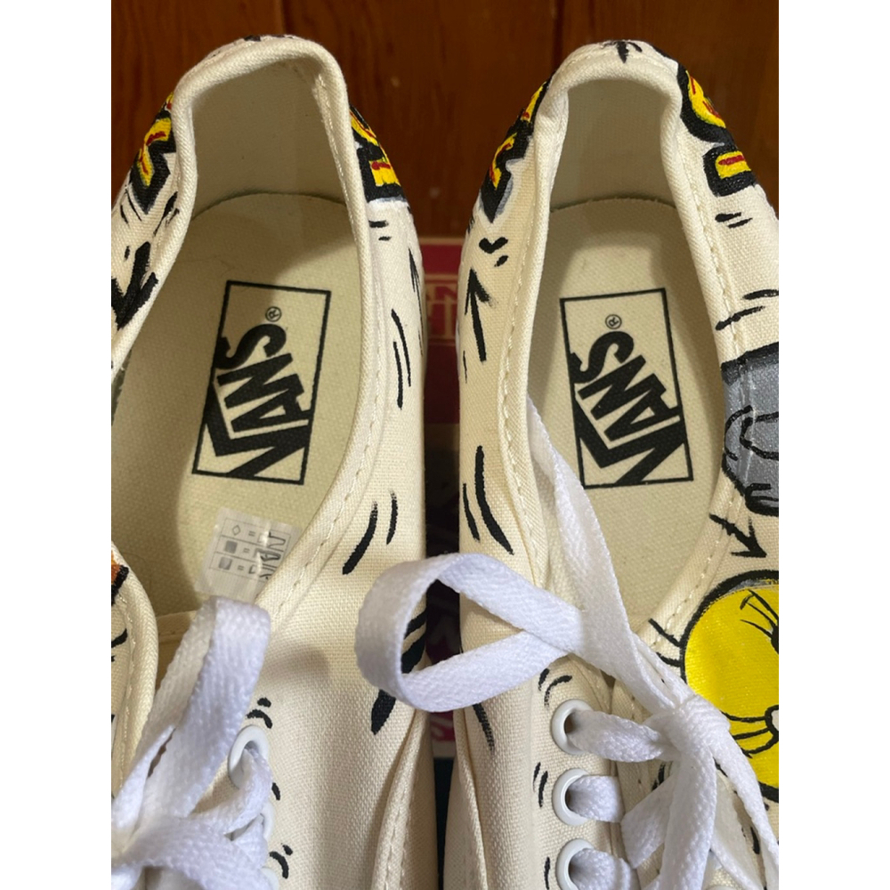 Men's Vans Looney Tunes Sneakers Size 8 Beige Blue - Picture 2 of 9